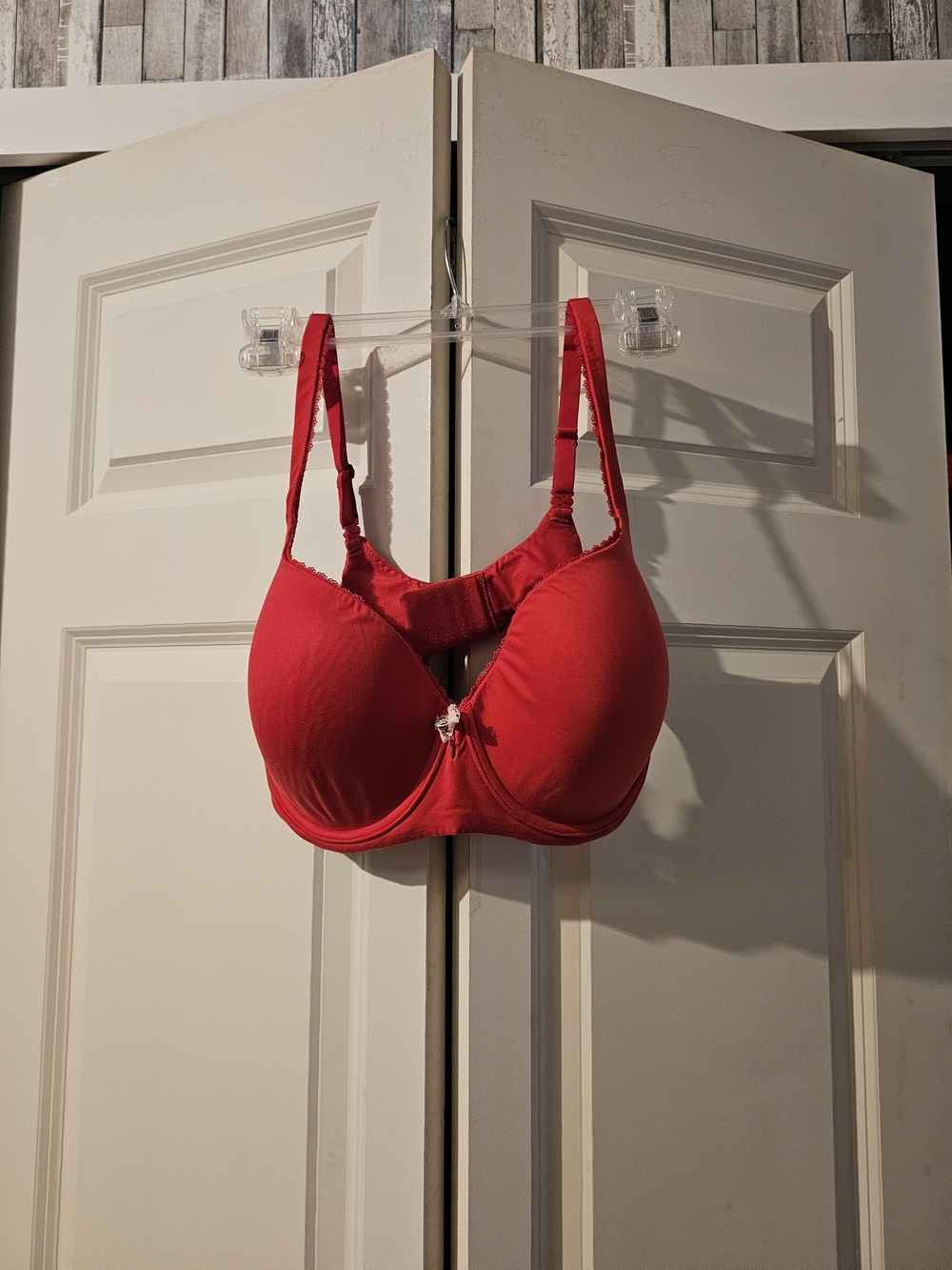 Victoria's Secret Body By Victoria Red Padded Underwire Bra with Center Accent